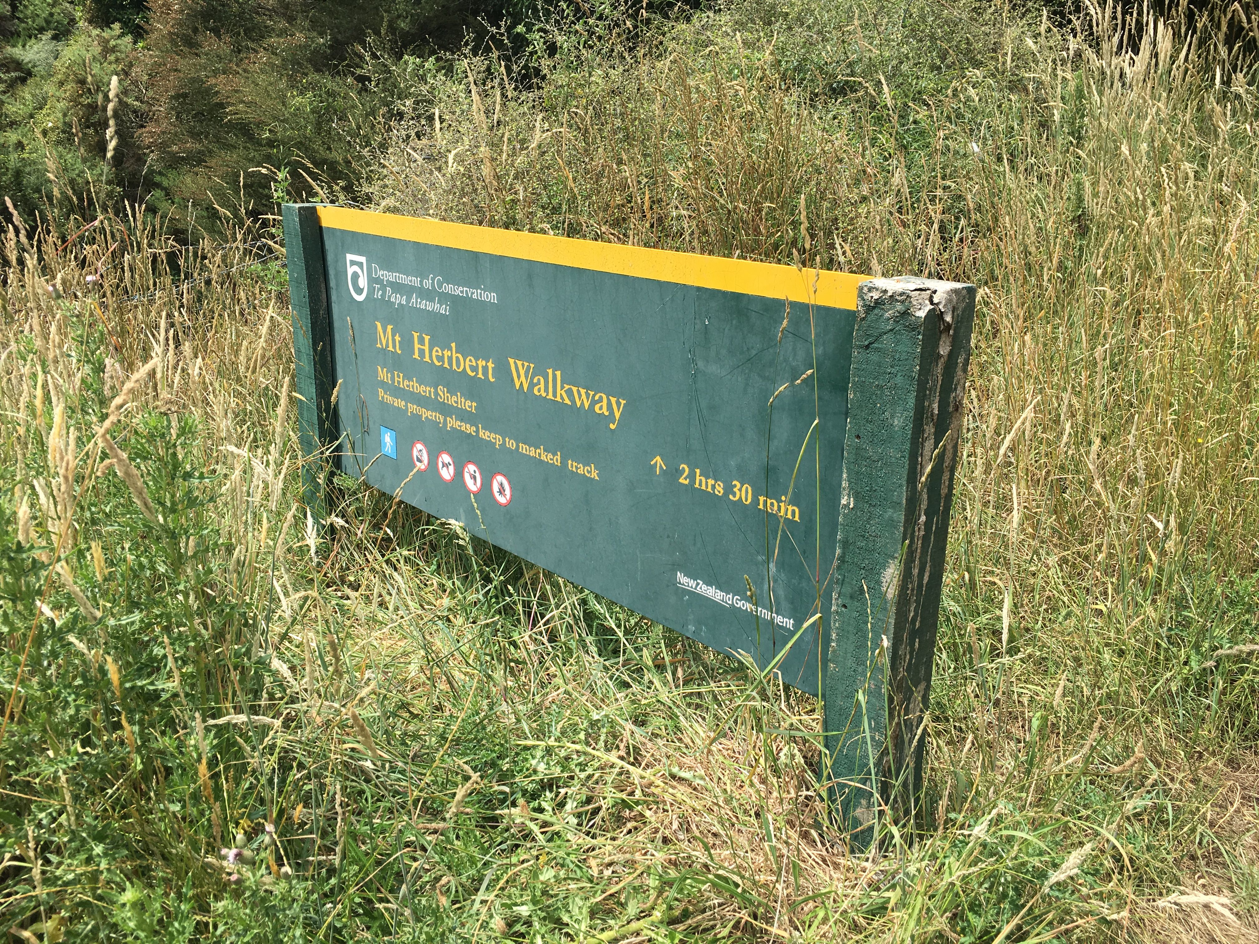 Decrepit DOC sign.