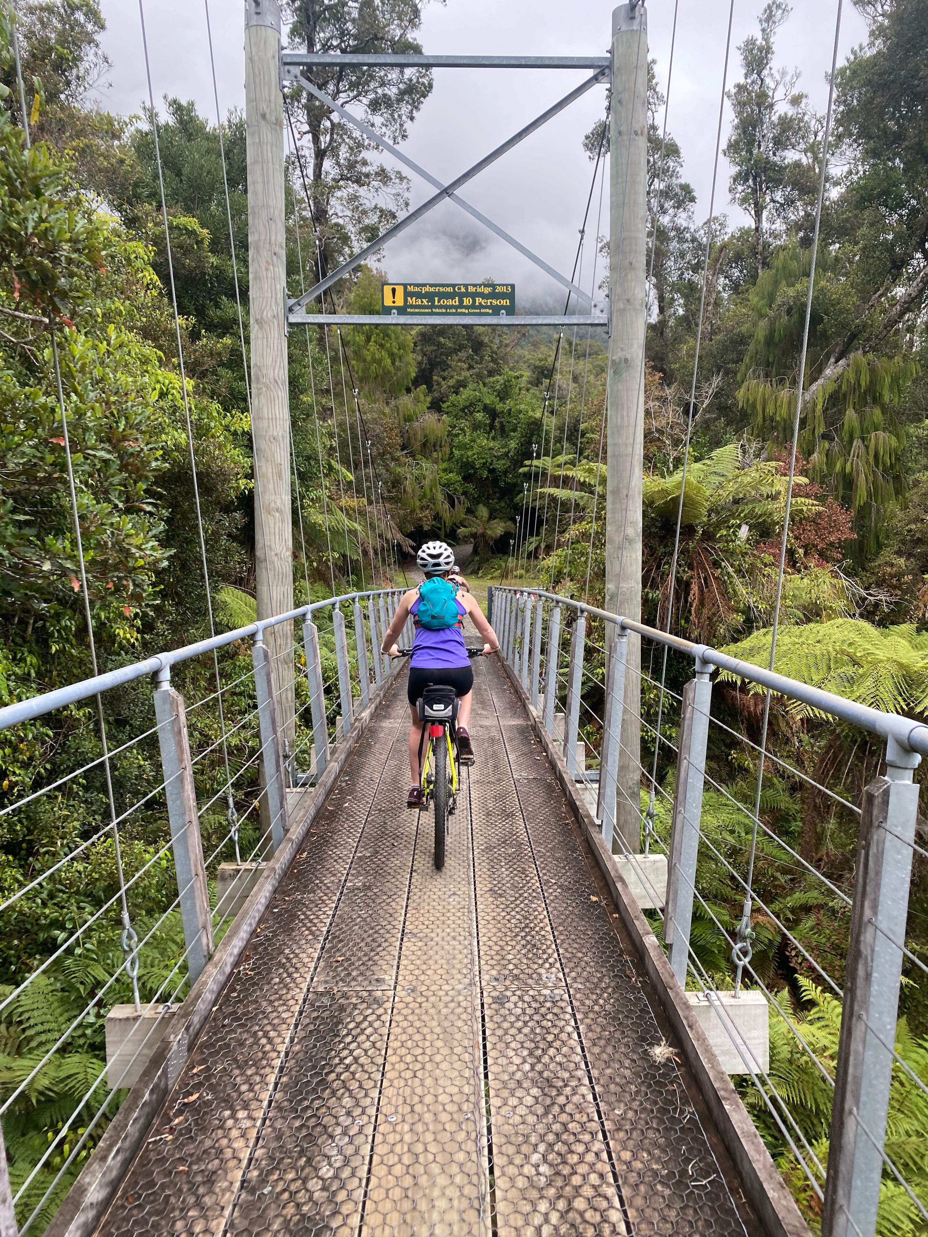 Love a good bridge.
