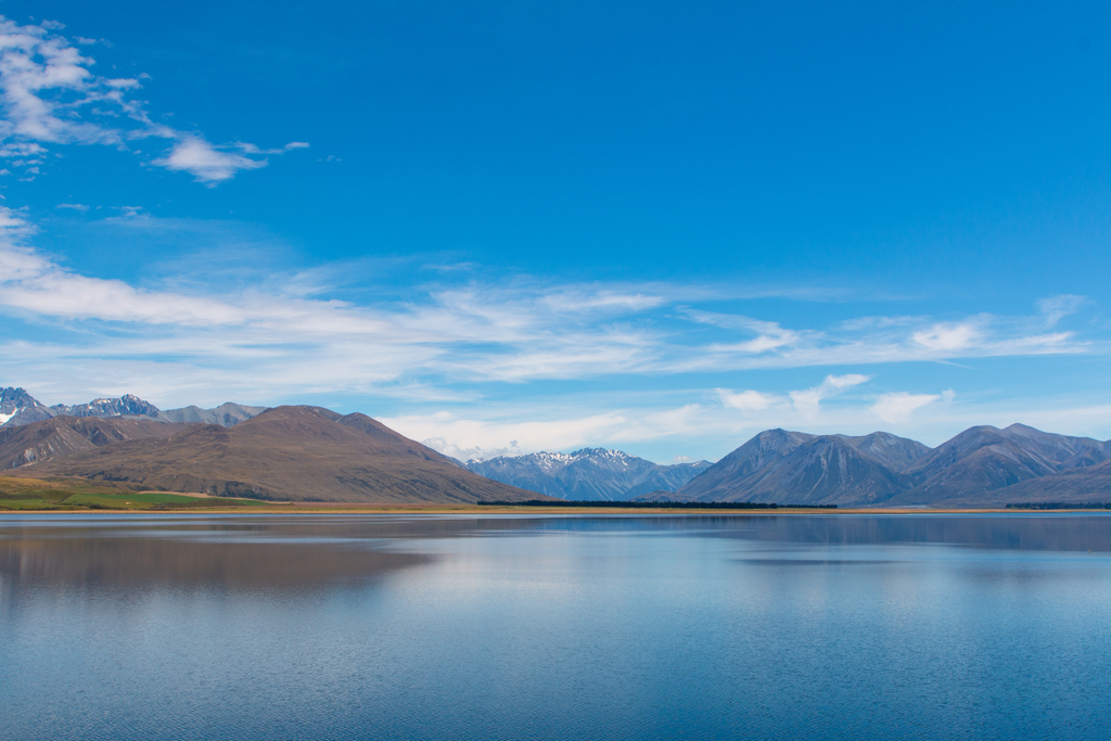 Lake Heron on the way to Double Hut.