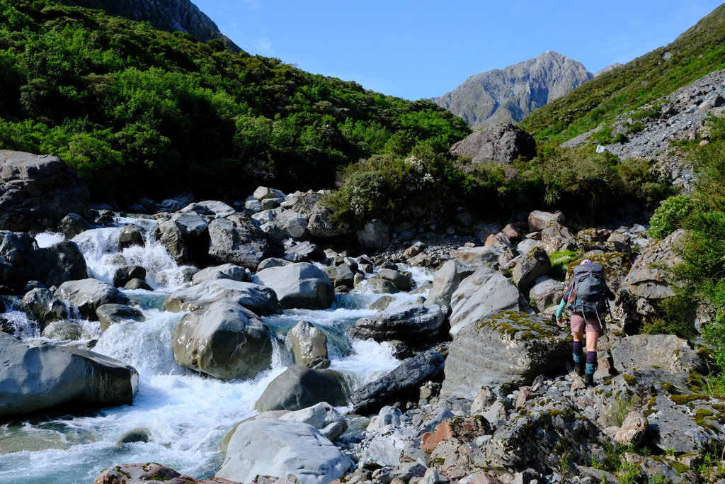 Once in the riverbed, the track is no more and you just go wherever works!