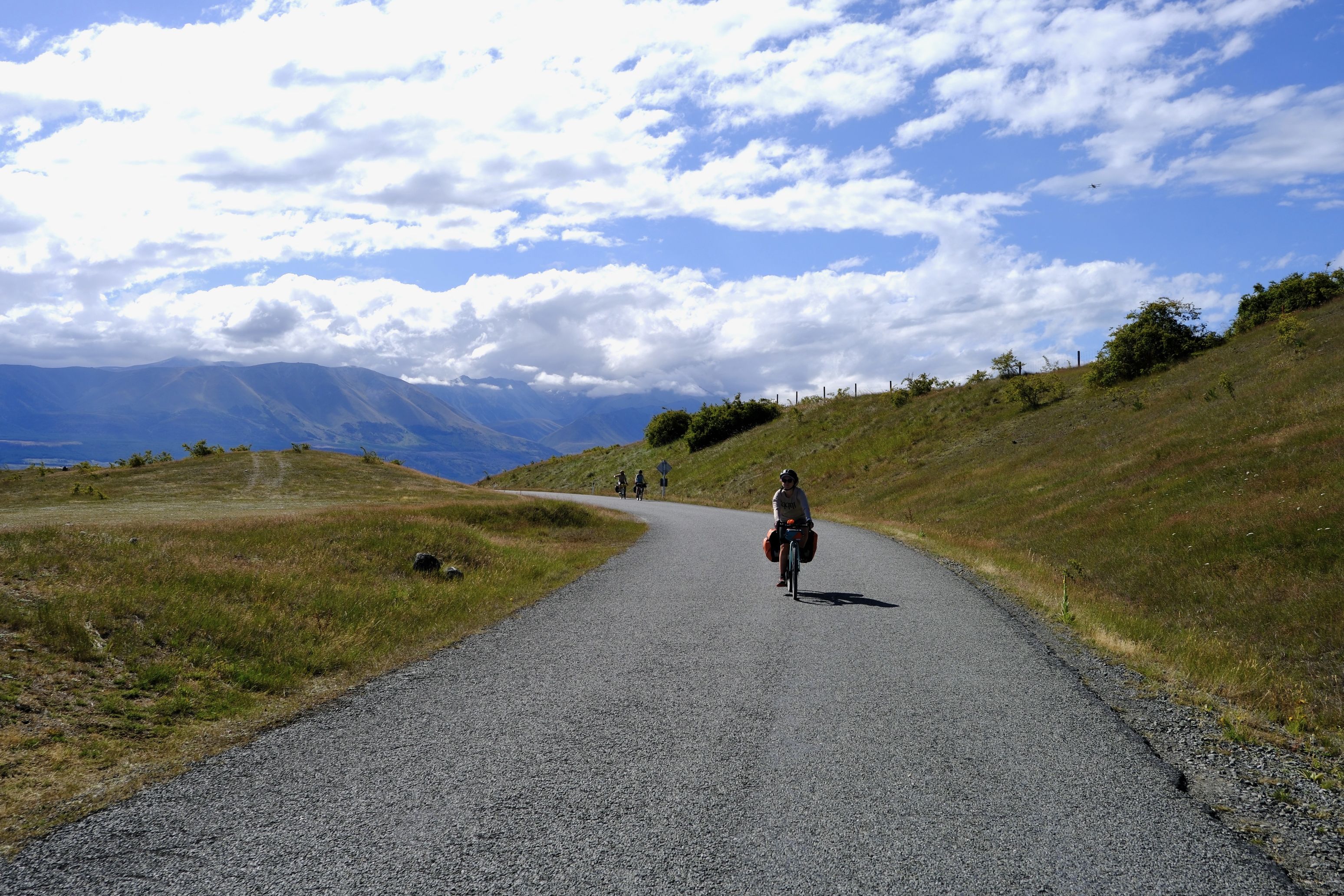 Trundling along Lake Pukaki.